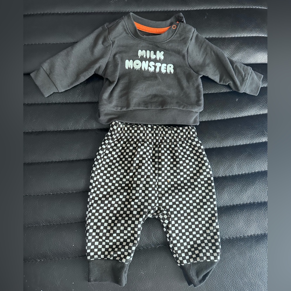 Cat & Jack Checkered Set - Black and White